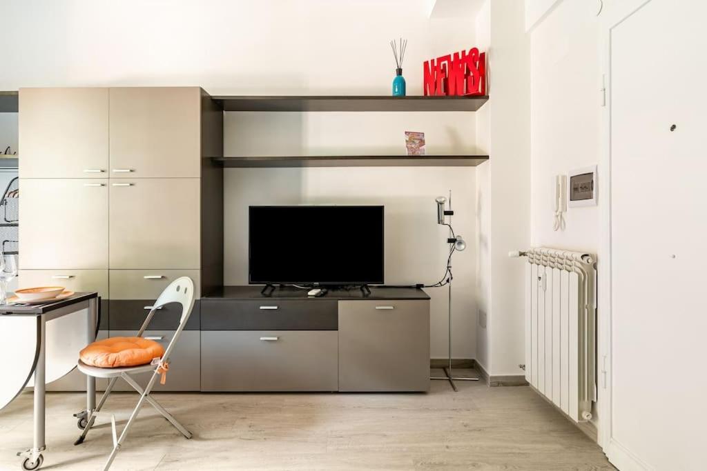 Vatican Tiny House By Gialel Apartment Rome